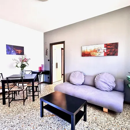 דירה Casa Da Ste Ac Free Parking מנדלו דל לאריו